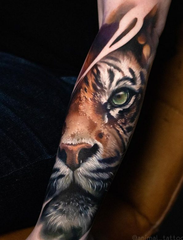 "Unleashing Creativity with Natasha ANIMAL: Discover the Stunning Designs of a Master Tattoo Artist".