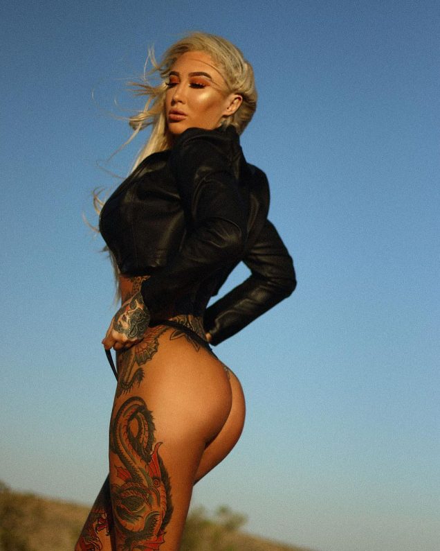 Discover The Mesmerizing World Of Kelly Shea: The Inked Beauty And Talented Model.