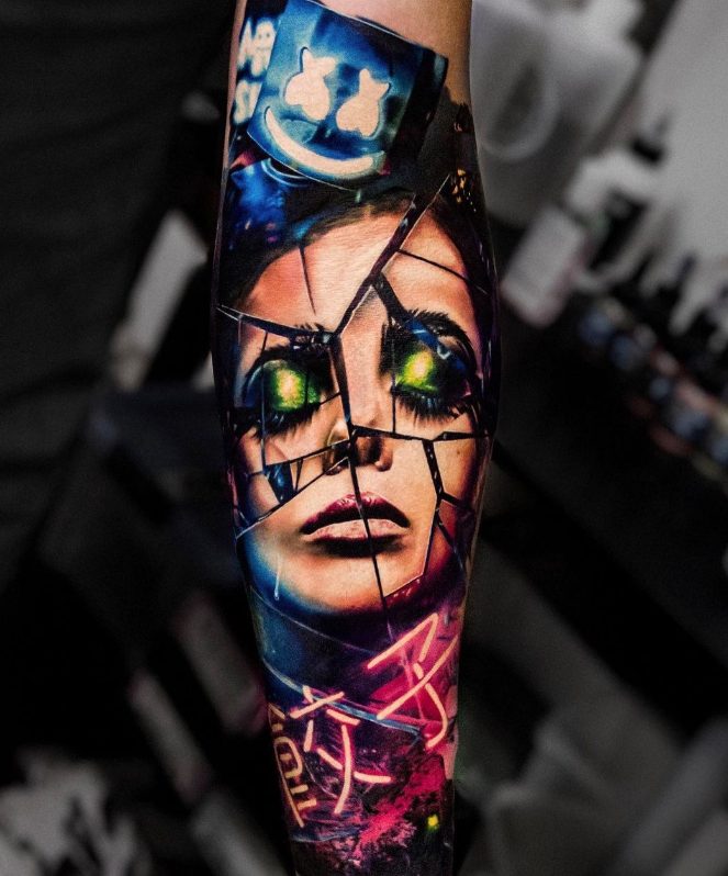 Unveiling the Artistry of Tais Veiga - A Visionary Tattoo Artist Pushing the Boundaries of Self-Expression.