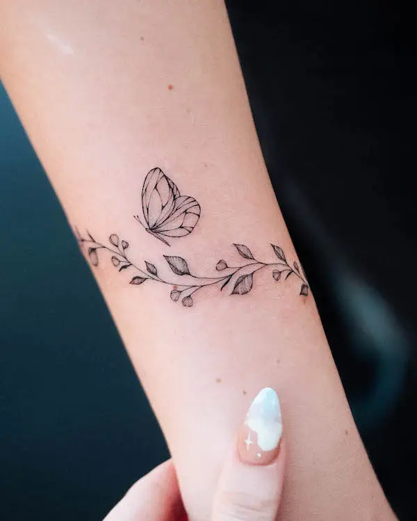 68+ Bracelet Tattoos That Are Better Than Jewelry in 2023 - mysteriousevent.com