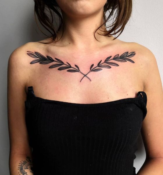 55 Attractive Collar Bone Tattoos Designs For Women 2023 - mysteriousevent.com