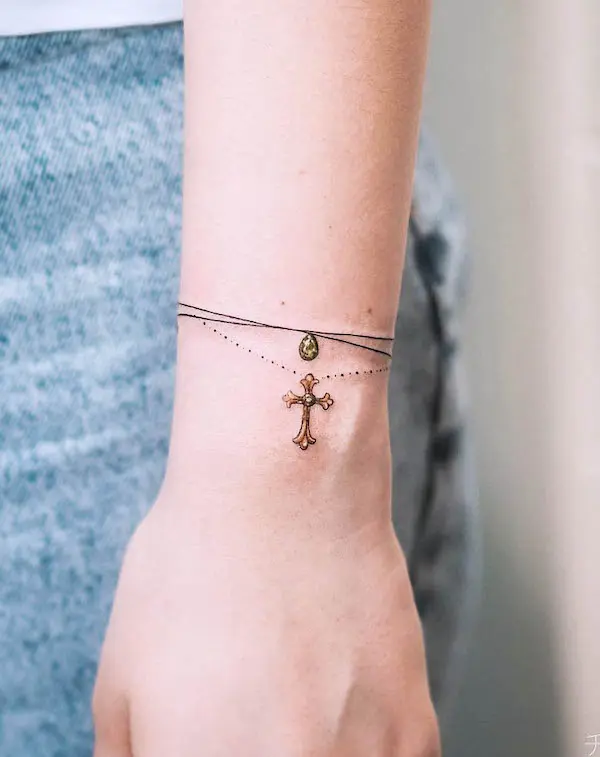 68+ Bracelet Tattoos That Are Better Than Jewelry in 2023 - mysteriousevent.com