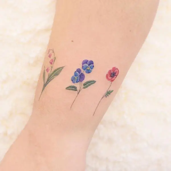 68+ Bracelet Tattoos That Are Better Than Jewelry in 2023 - mysteriousevent.com