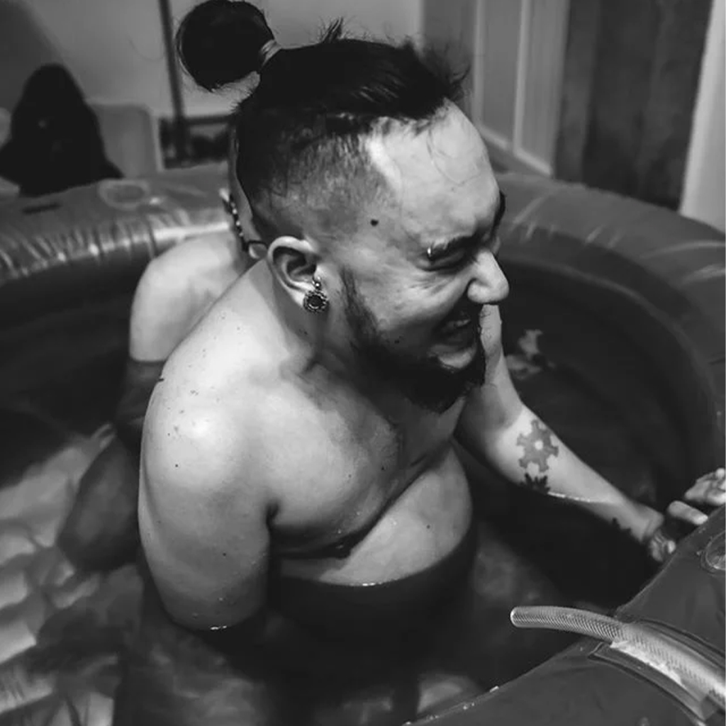 The True Feeling Of Labor Is Beautifully Captured In These Trans Dad Home Birth Photos