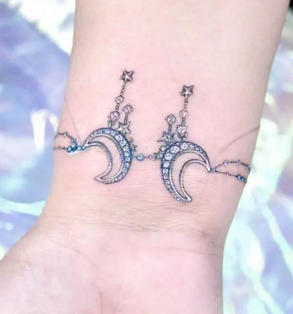 68+ Bracelet Tattoos That Are Better Than Jewelry in 2023 - mysteriousevent.com