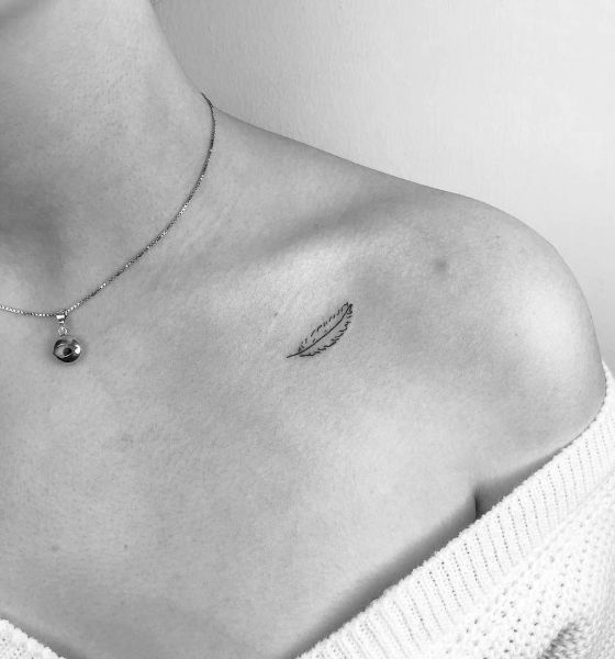 55 Attractive Collar Bone Tattoos Designs For Women 2023 - mysteriousevent.com