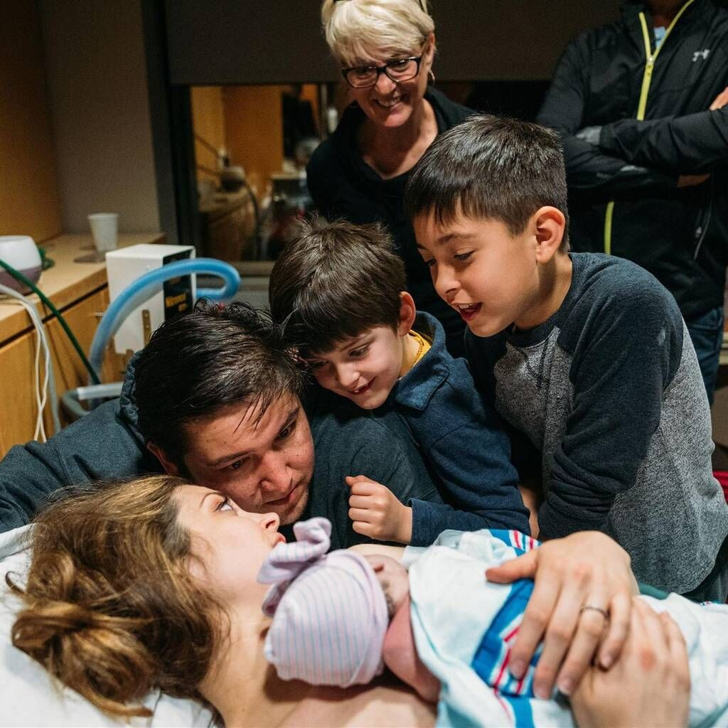 Wonderful Images Of A Kid Assisting His Mother During Childbirth