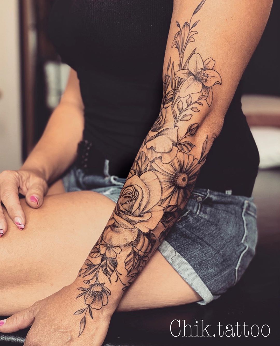 Instagram post by Chik.tattoo ⚓️ Steve • Aug 8, 2019 at 10:42pm UTC | Tattoos for women flowers, Floral tattoo sleeve, Beautiful flower tattoos