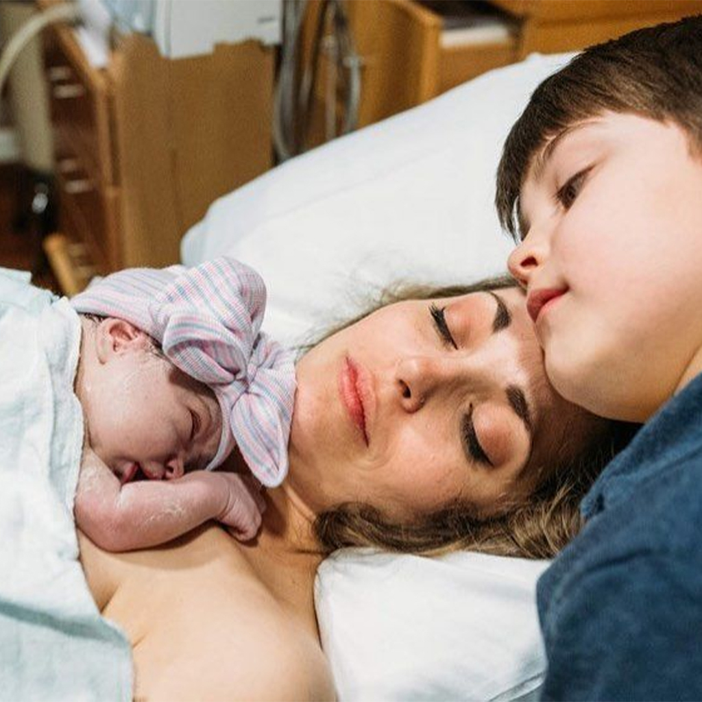 These Heartwarming Photos Show a 9-Year-Old Boy Supporting His Mum During Childbirth