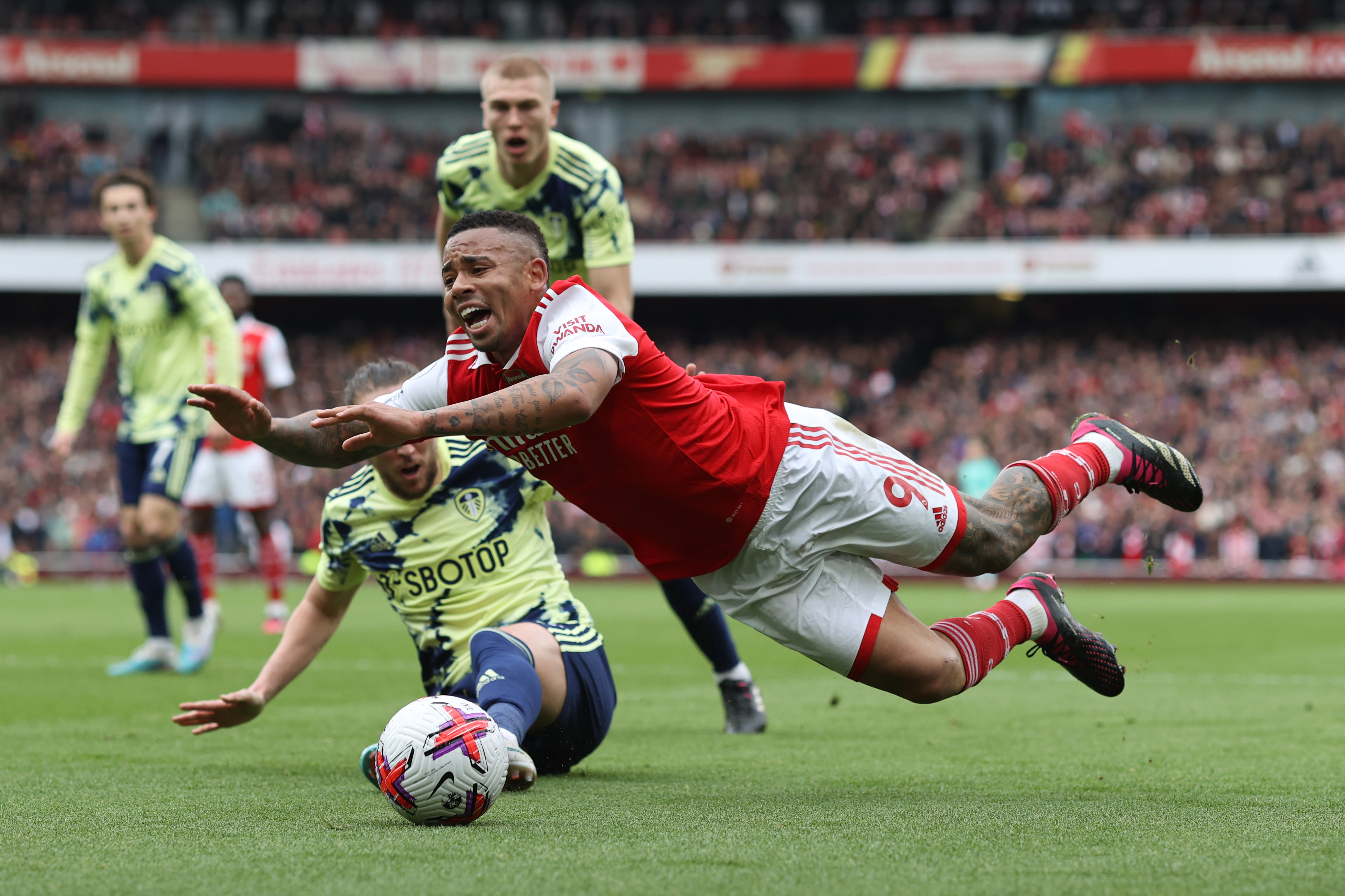 Gabriel Jesus bags first Gunners goals since October as Arteta’s side restore gap to Man City