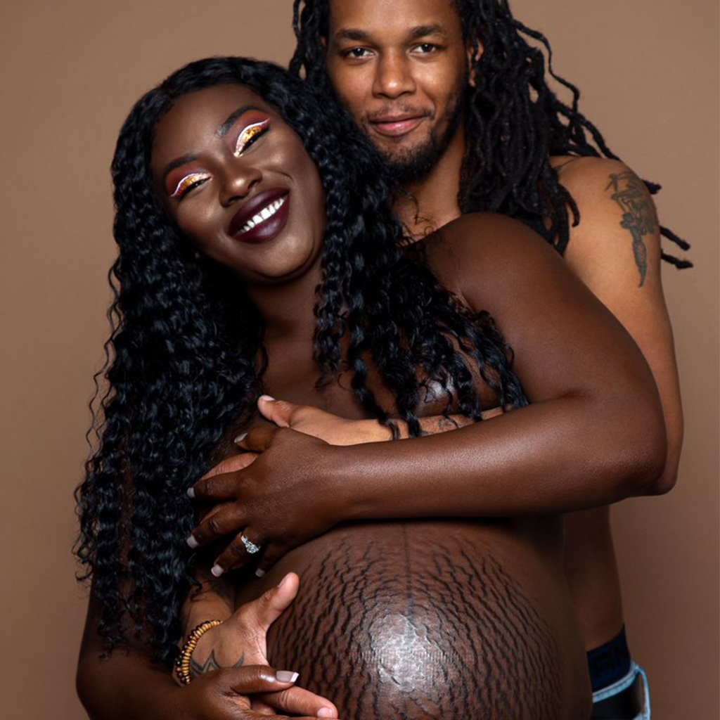 One Mum’s Photoshoot Is Going Viral For The Most Amazing Reason