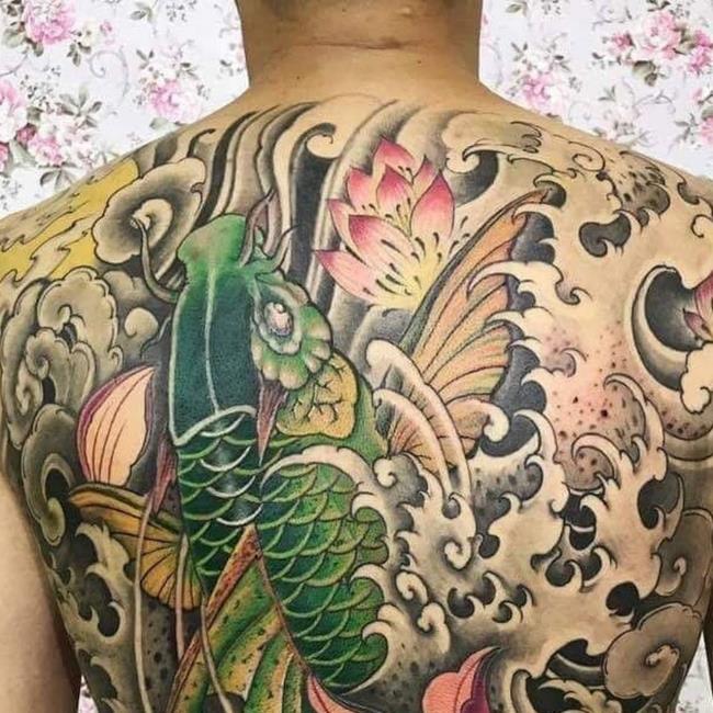 Suggestions of 50+ models of extremely tight back tattoos that cannot be missed