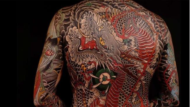 Suggestions of 50+ models of extremely tight back tattoos that cannot be missed