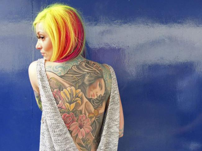 Suggestions of 50+ models of extremely tight back tattoos that cannot be missed