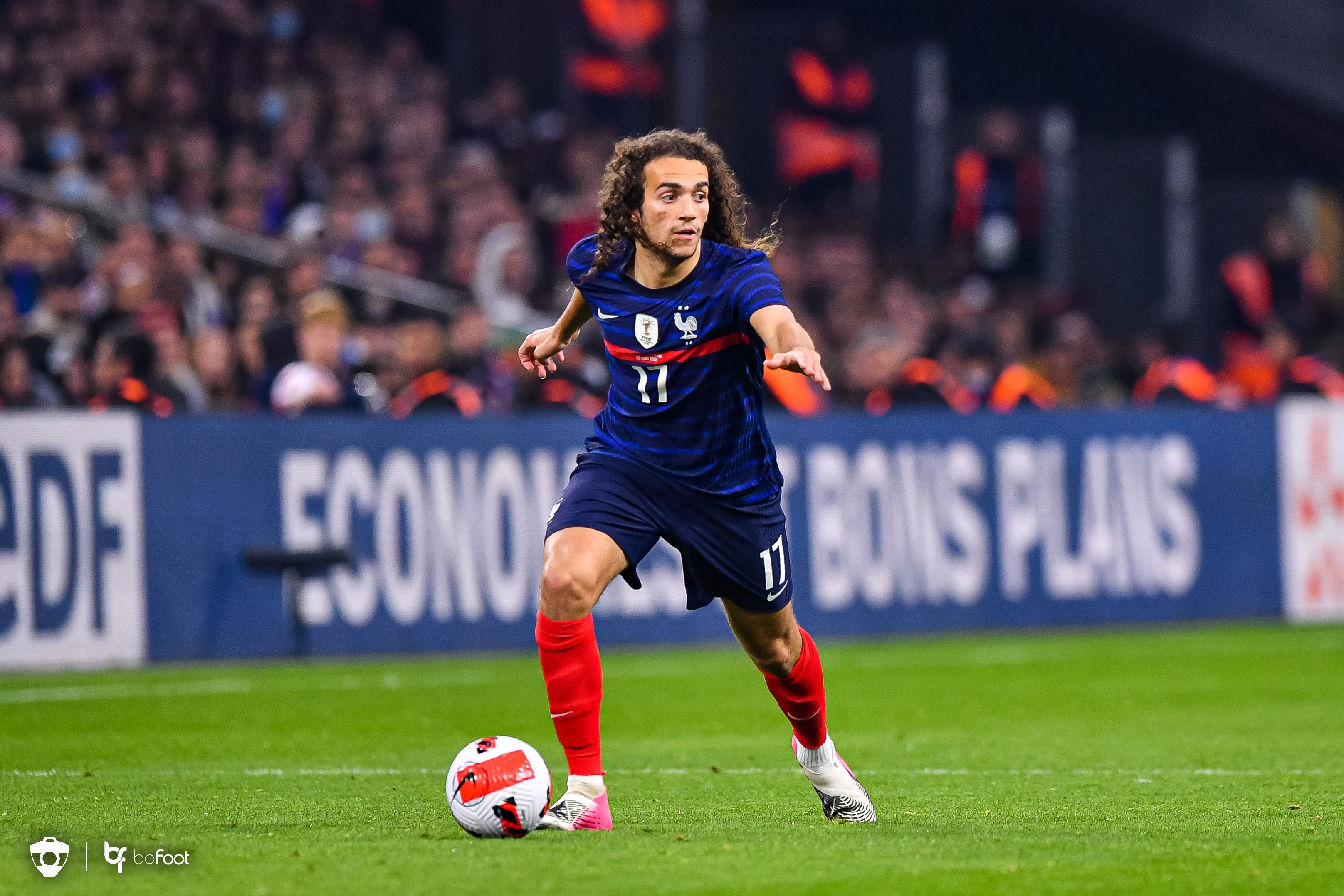 BeFootball on Twitter: "Mattéo Guendouzi s'offre ce soir son premier but en  Equipe de France. 👏🇫🇷 #FRAADS https://t.co/lTP9v3mUoY" / Twitter