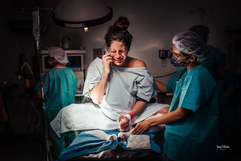 16 Amazing Birth Pictures That Demonstrate the Power And Beauty of Childbirth