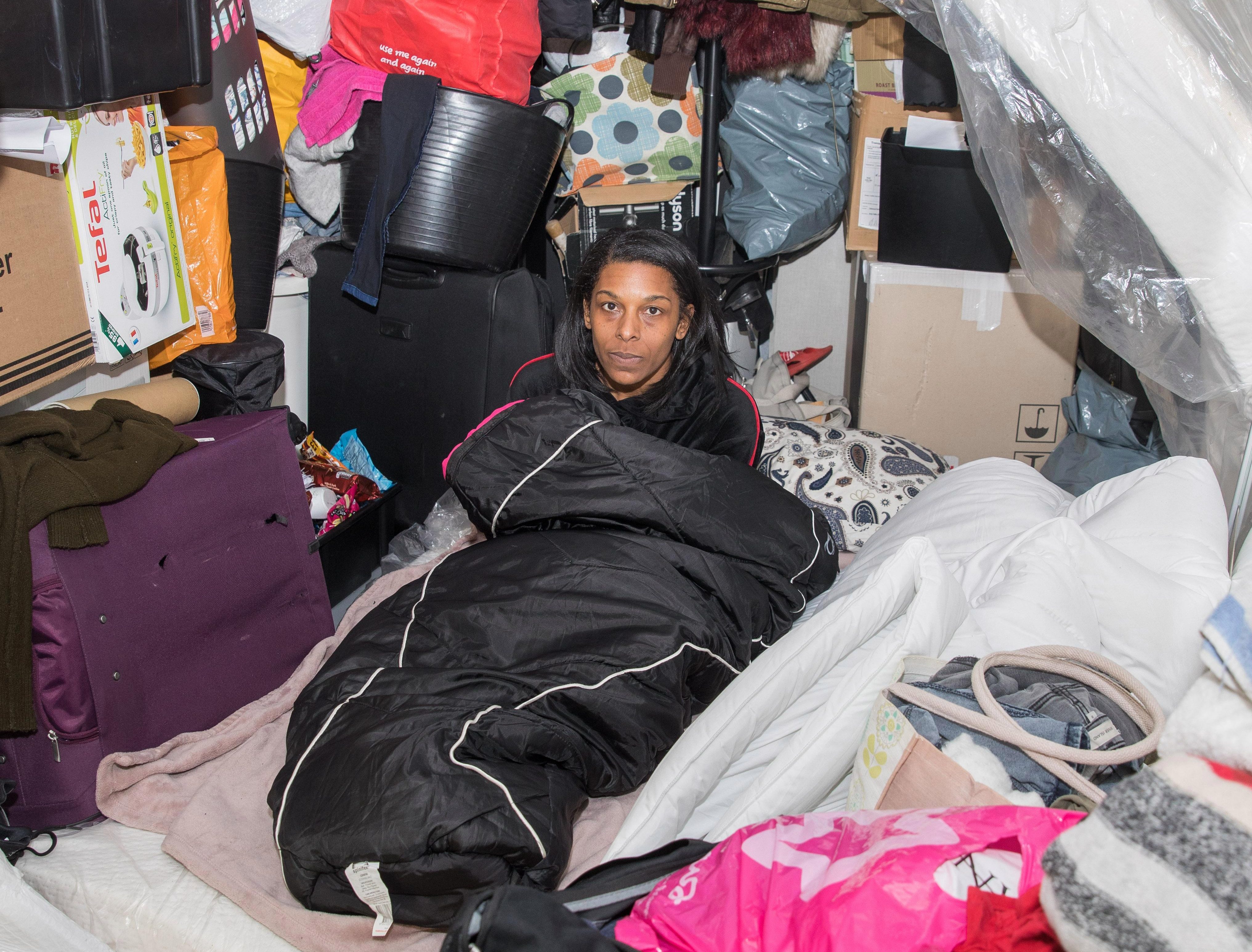 Homeless mum of £30,000-a-week Arsenal star Ainsley Maitland-Niles left sleeping in freezing crate while son lives it up in luxury £700,000 flat | The Sun