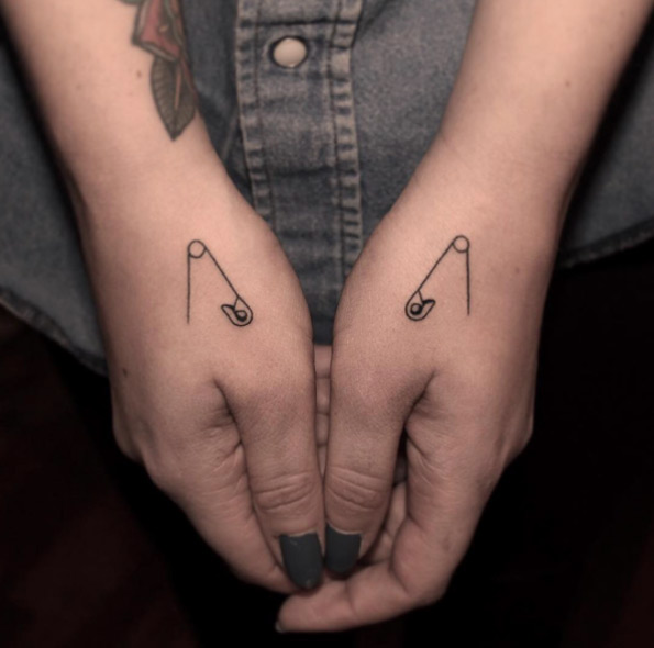 60 Tiny Tattoo Designs to Express Your Unique Personality – archeologynews.com