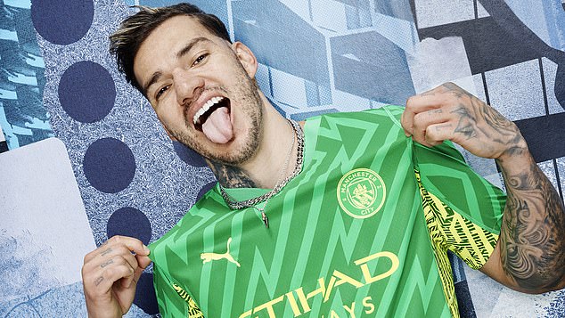 Manchester City unveil new home shirt for the 2023-24 season and pay homage to the Etihad