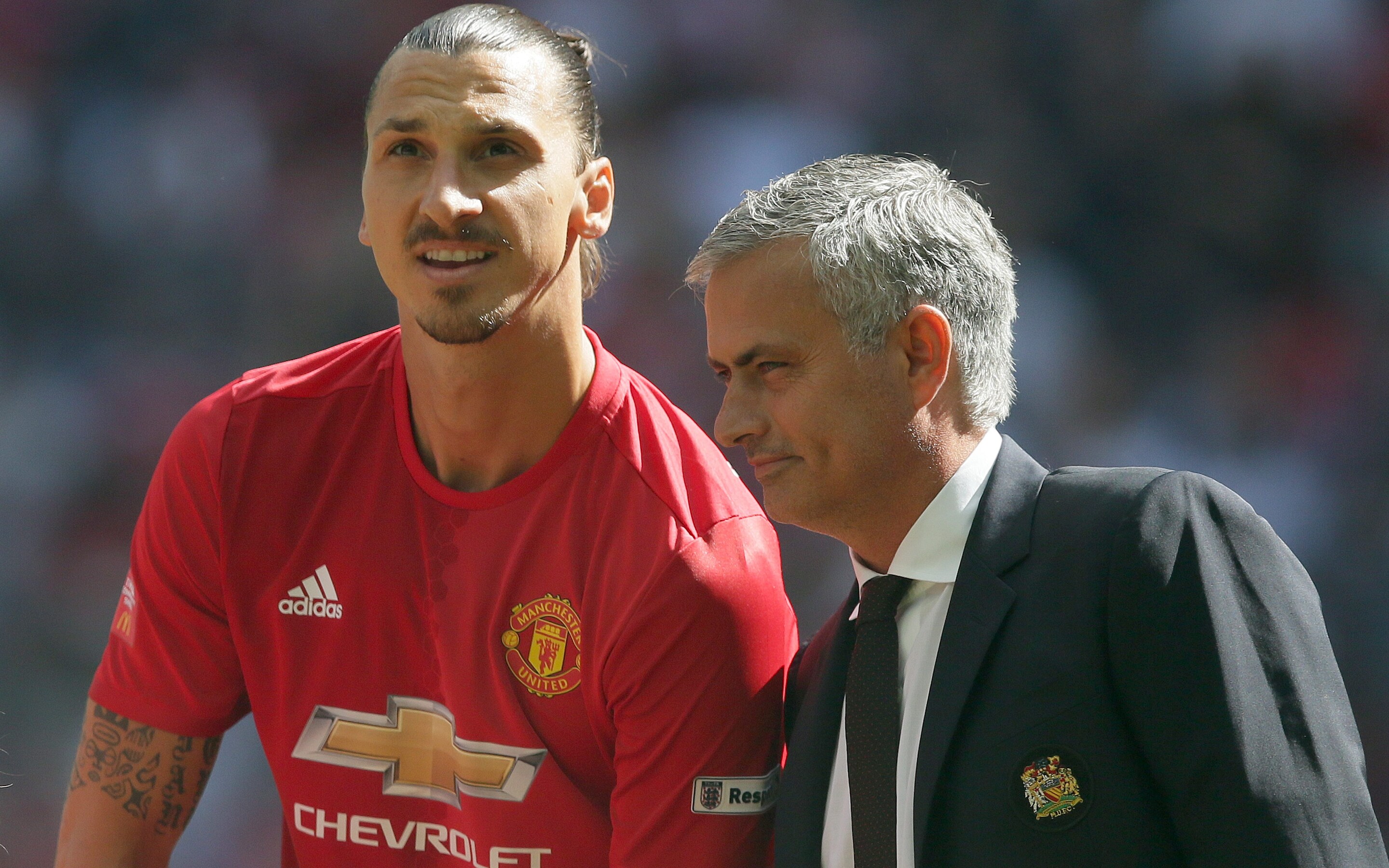 Tottenham poised to move for veteran forward Zlatan Ibrahimovic following arrival of head coach Jose Mourinho