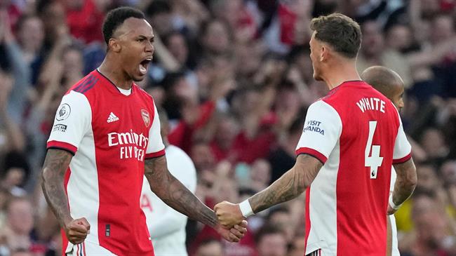 Ben White và Gabriel Magalhaes là điểm yếu của Arsenal