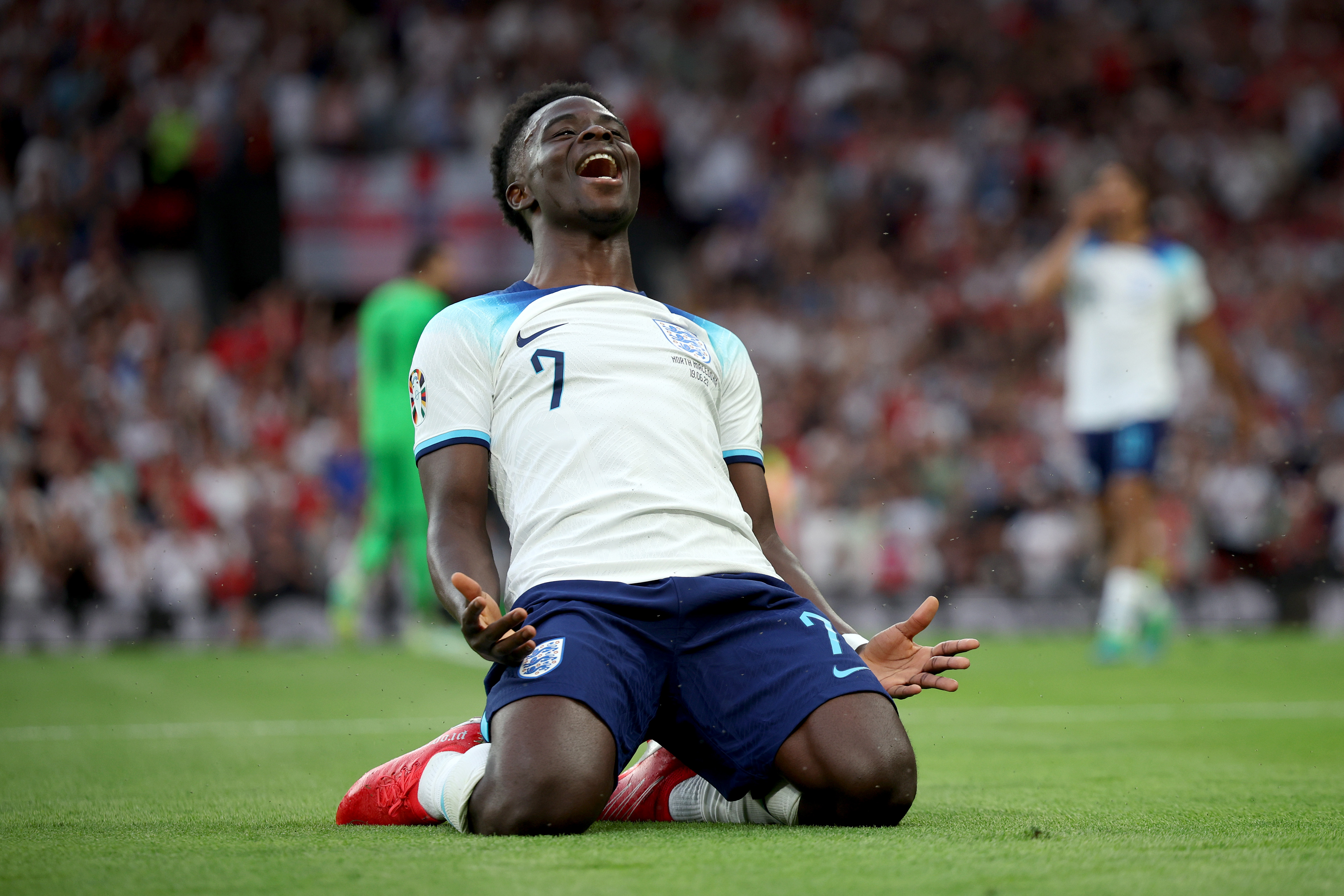 PHOTO GALLERY: Bukayo Saka scores first career HAT-TRICK career including 1 super volley in 13 minutes.