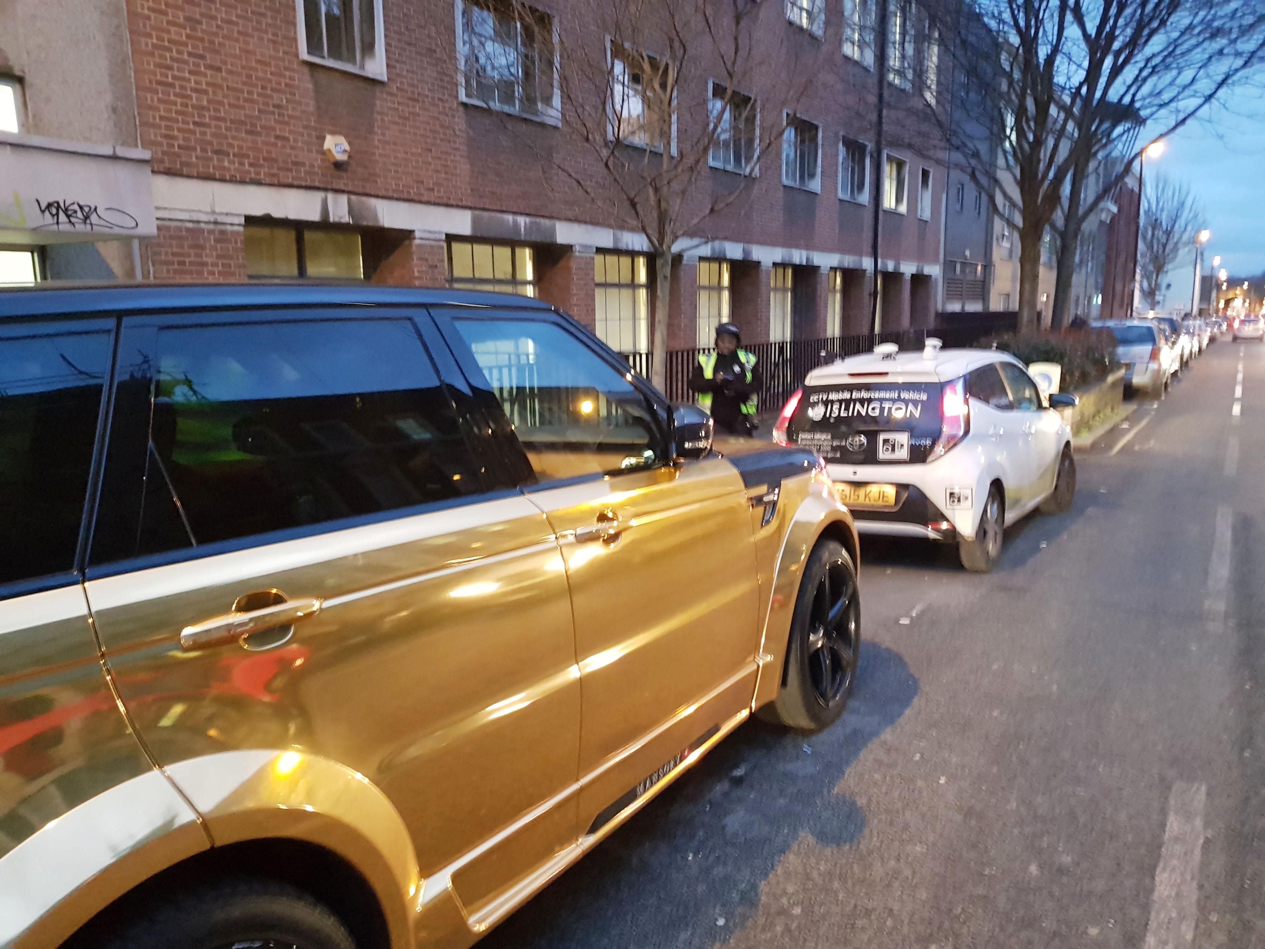  The gold-wrapped Range Rover Sport is worth £140,000