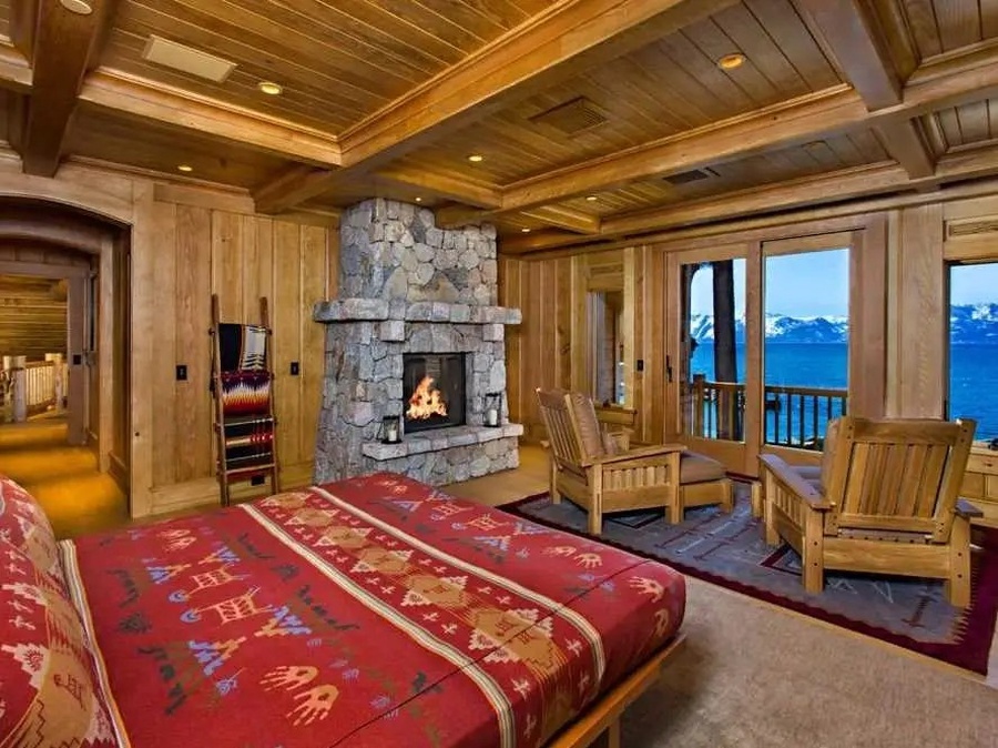Phòng ngủ biệt thự với tầm view hướng ra hồ nước xanh ngát