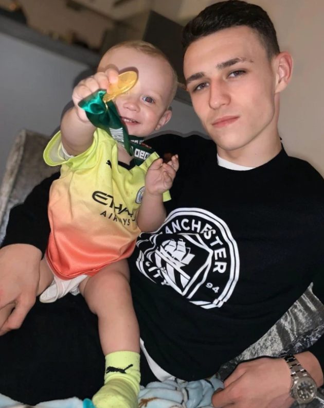 Phil Foden: Becoming a father at the age of 18 and living a very rich life and a little-known "rebellious" biography. - Buzz News