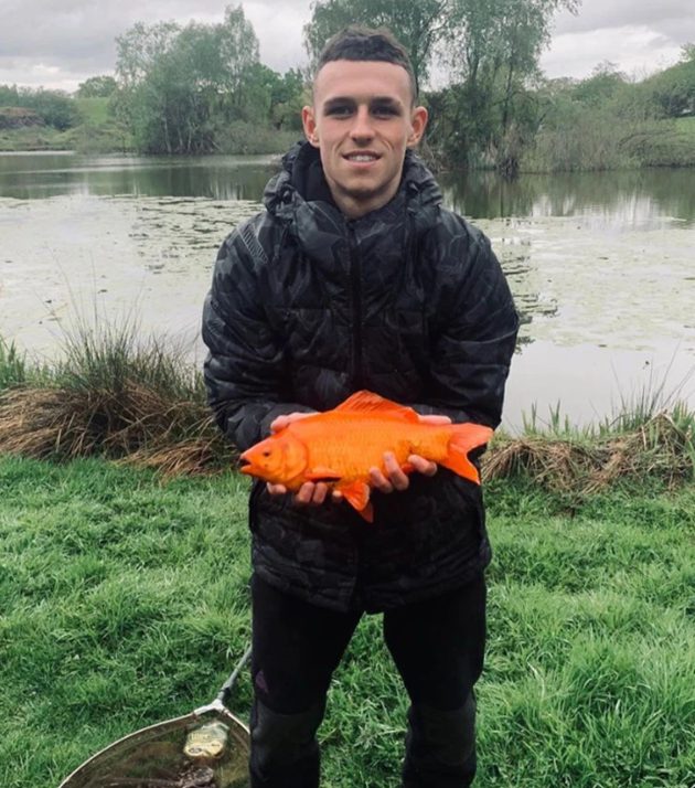 Phil Foden: Becoming a father at the age of 18 and living a very rich life and a little-known "rebellious" biography. - Buzz News