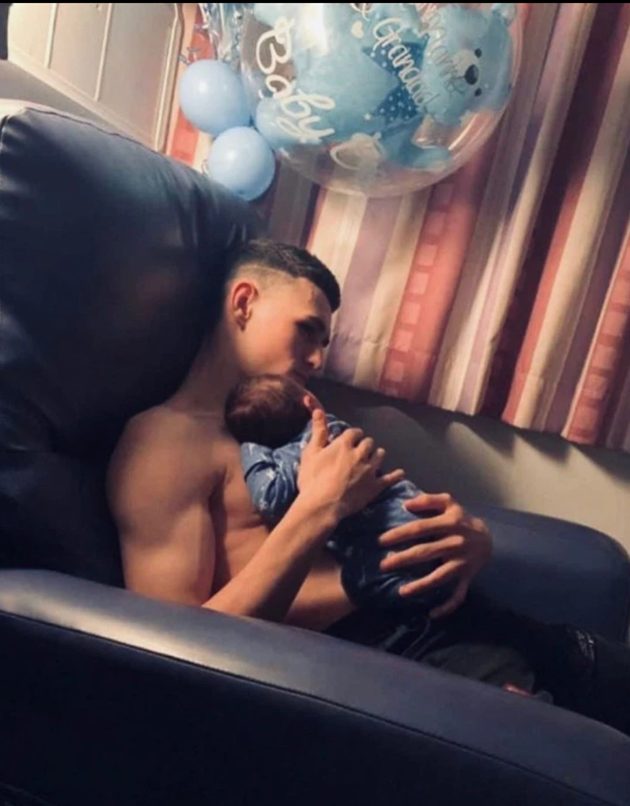 Phil Foden: Becoming a father at the age of 18 and living a very rich life and a little-known "rebellious" biography. - Buzz News