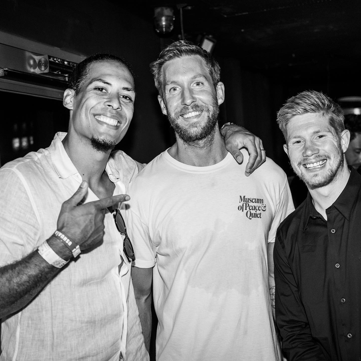 Kevin De Bruyne hangs out with Calvin Harris and Virgil van Dijk