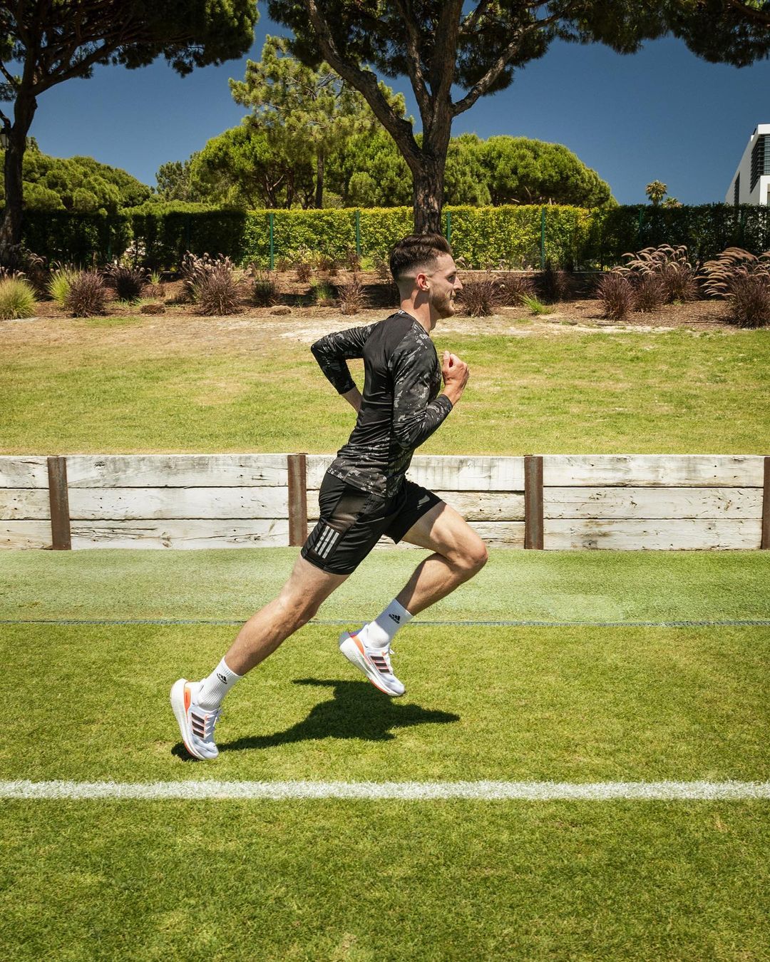 PHOTO GALLERY: Declan Rice trains in Portugal to prepare to go to America and gather Arsenal