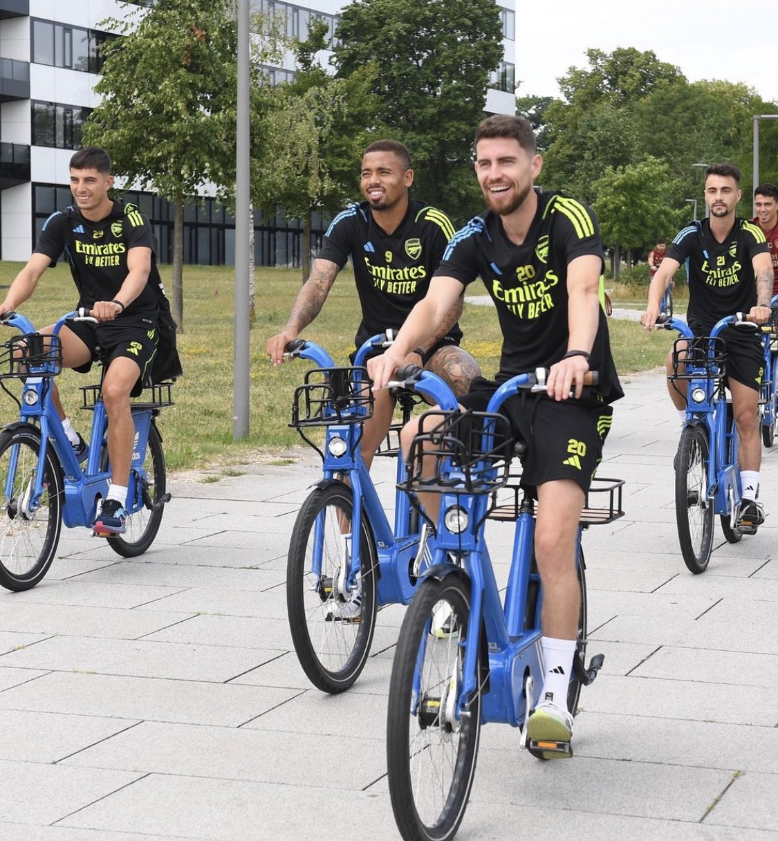 Arsenal stars ride bikes in Germany during training tour - Buzz News