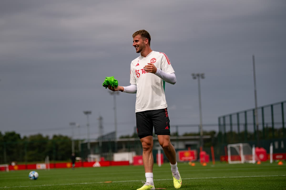 PHOTO GALLERY: Man United train to prepare for the match against Leeds United with 26 names