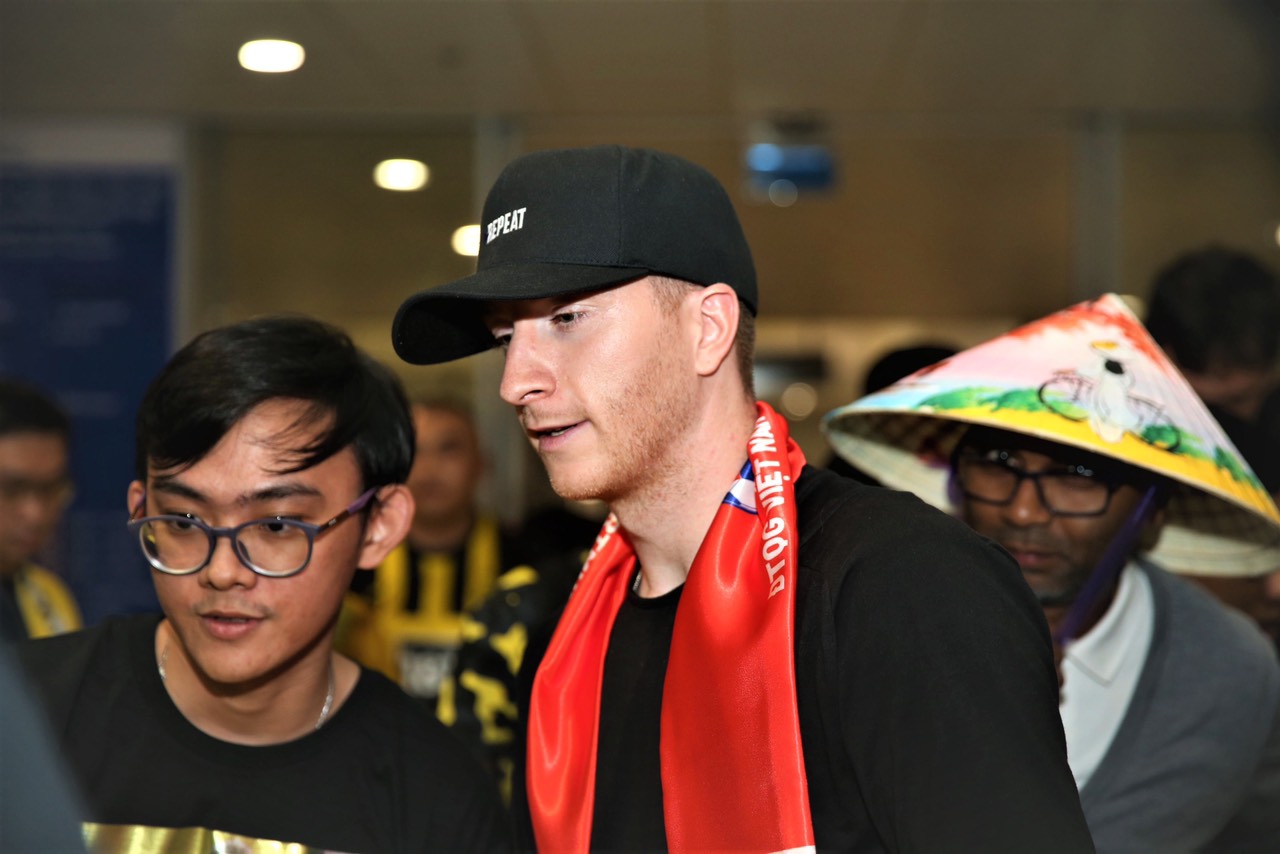 Man Utd officially received the results of the Marco Reus deal