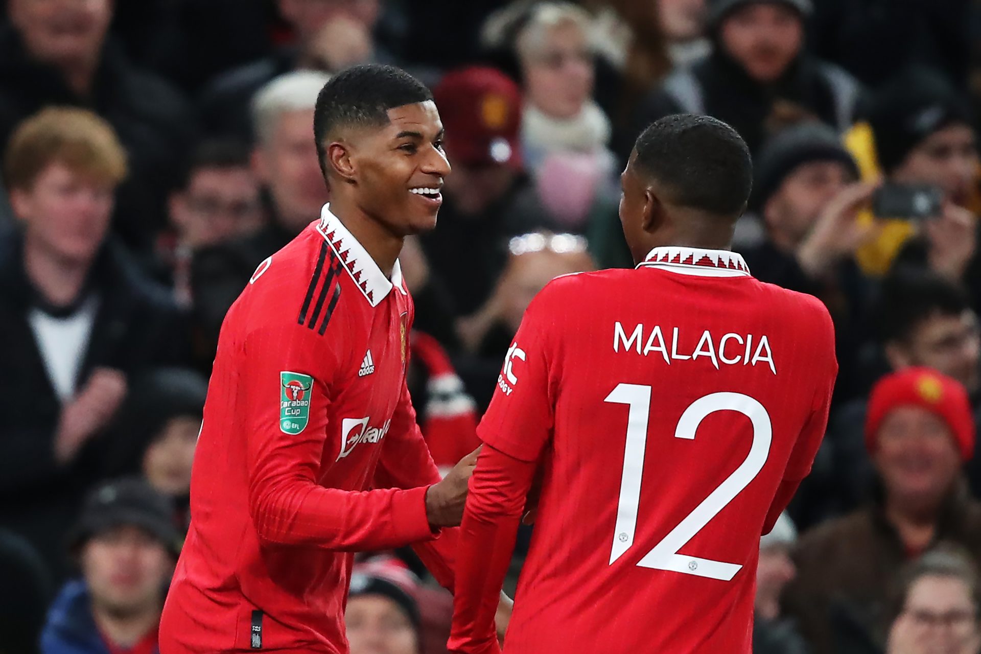 MANCHESTER UNITED fans are loving Marcus Rashford's new bromance with team-mate Tyrell Malacia. - Go News