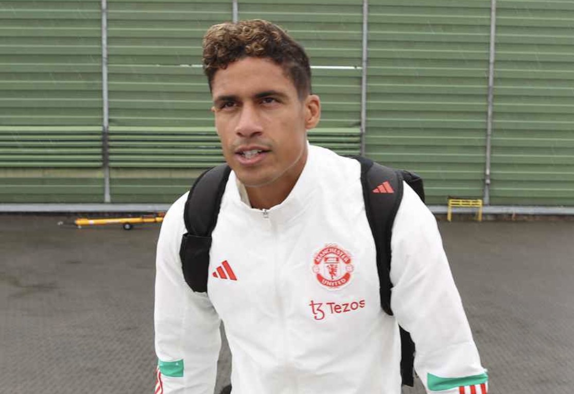 PHOTO GALLERY: Man United train to prepare for the match against Leeds United with 26 names