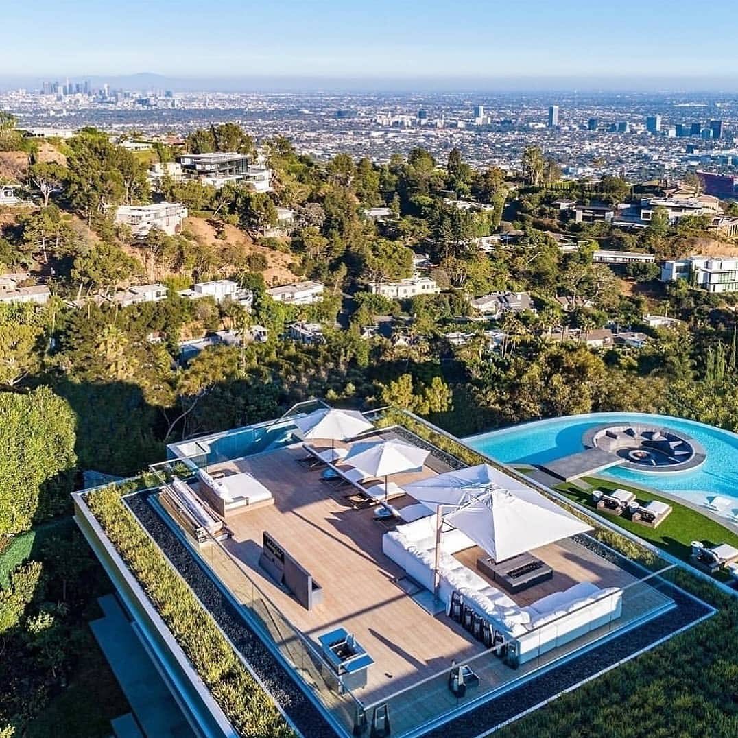 Inside Lebron James' $52m Hollywood Hills mansion including infinity pool  overlooking LA, golf sim and cigar room – The US Sun | The US Sun