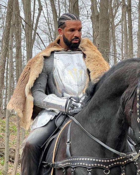 Drake Surprised Everyone When He Presented An Expensive British Knight ...