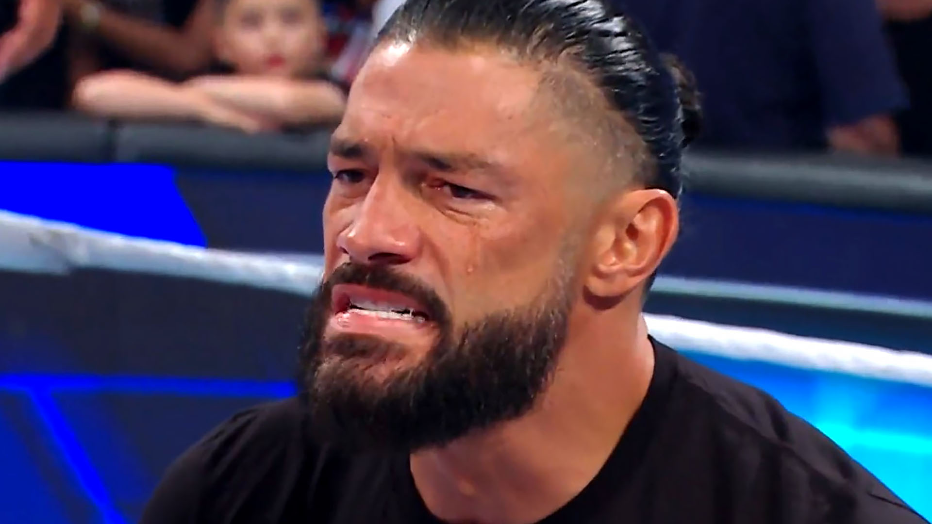 Cover Image for 😭⚡ CHOC DANS LA WWE : ROMAN REIGNS RÉAGIT AVEC ÉMOTION À LA MORT D’UNE SUPERSTAR BATTUE PAR LE CANCER — VOIR LA VIDÉO DÉCHIRANTE 👇👇