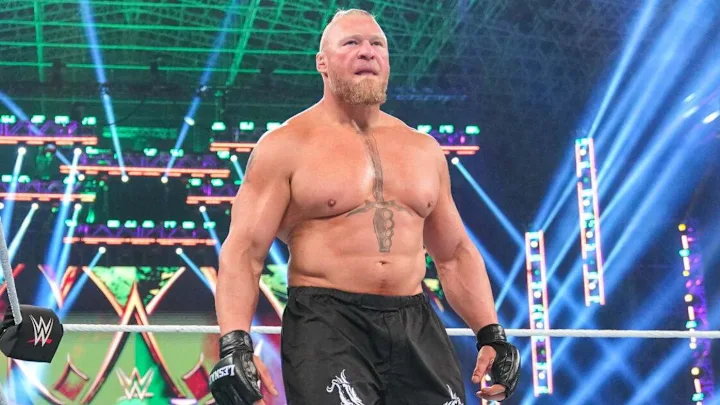 Cover Image for 💀👑 LE RÈGNE DU MONSTRE COMMENCE 💣 BROCK LESNAR PREND LE CONTRÔLE DE “THE VISION” APRÈS LA TRAHISON DE HEYMAN (vidéo choc) 🎥🔥